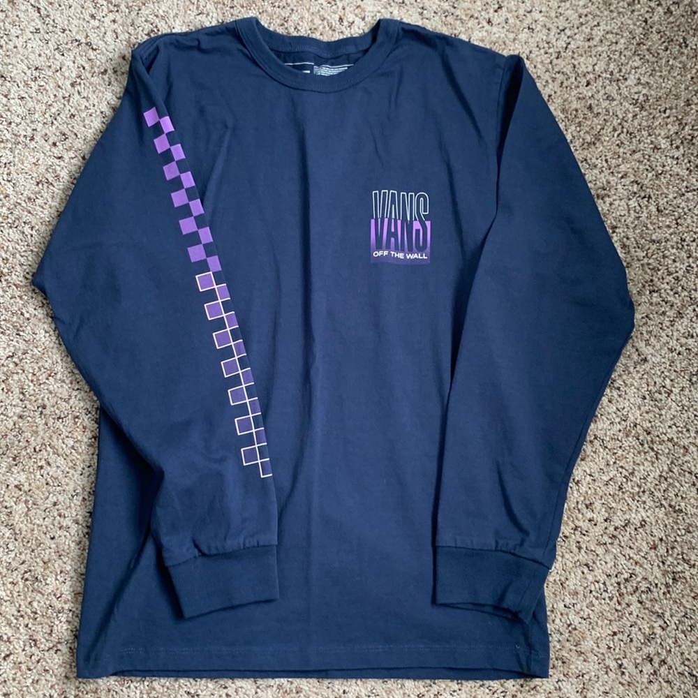 *4 for $20* Vans long sleeve t-shirt-Unisex (Adult S)
